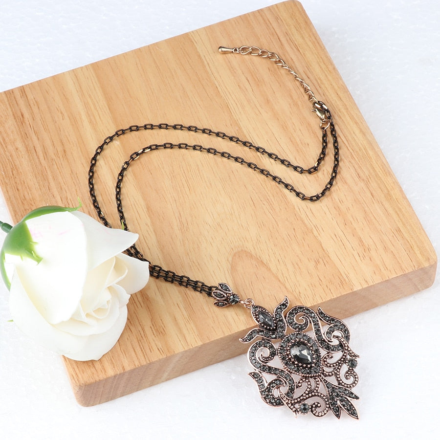 Collana con Ciondolo in Cristallo Vintage da Donna