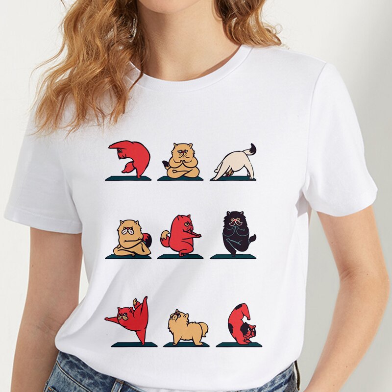 T-Shirt con Stampa di Cuccioli