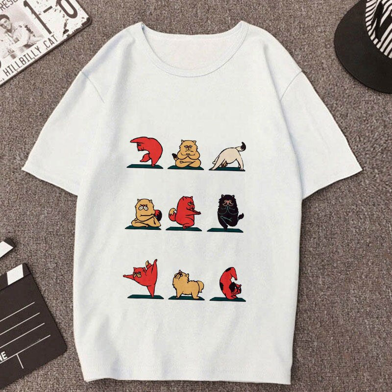 T-Shirt con Stampa di Cuccioli