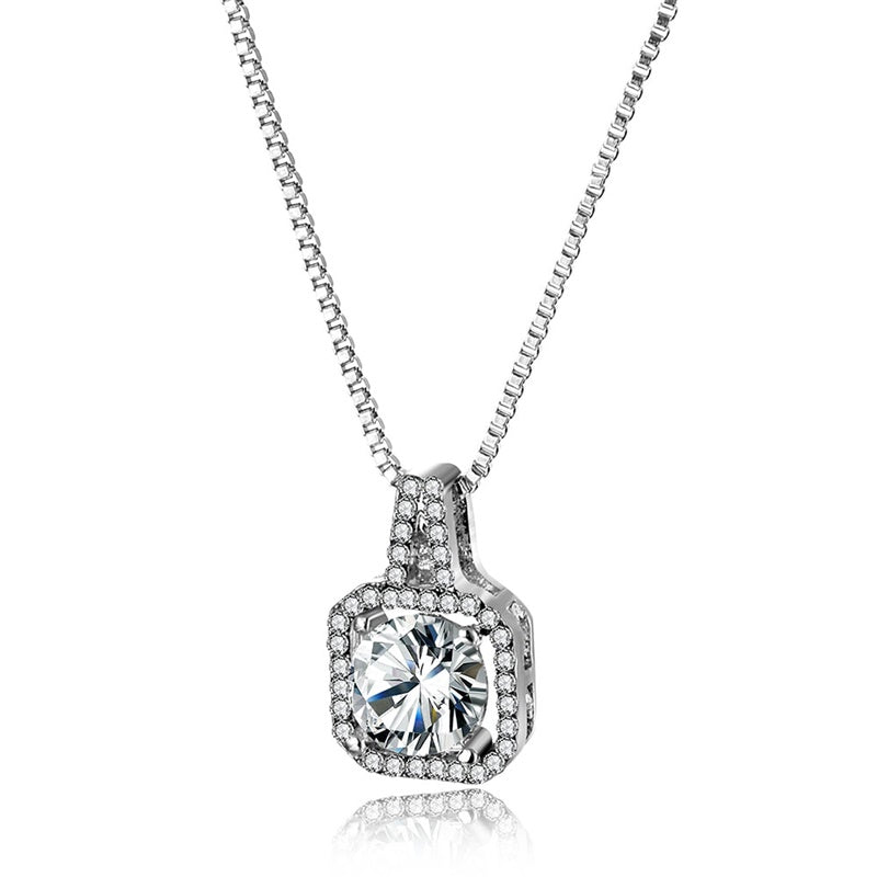Collana con Ciondolo a Forma di Cuore da Donna