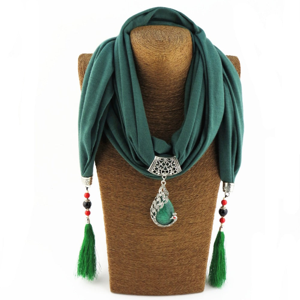 Collana con Ciondolo a Sciarpa e Pietra Naturale da Donna