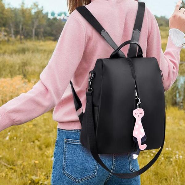 Zaino Piccolo da Donna con Ciondolo a Gatto