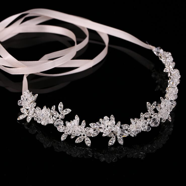 Cerchietto da Sposa con Cristalli e Fiori