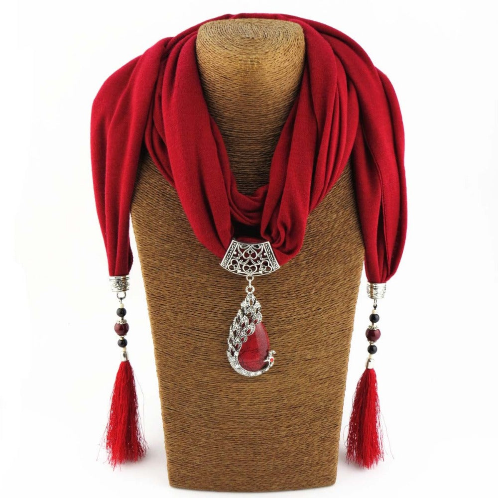 Collana con Ciondolo a Sciarpa e Pietra Naturale da Donna