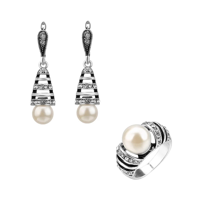 Set Collana, Orecchini e Anello con Perle da Donna