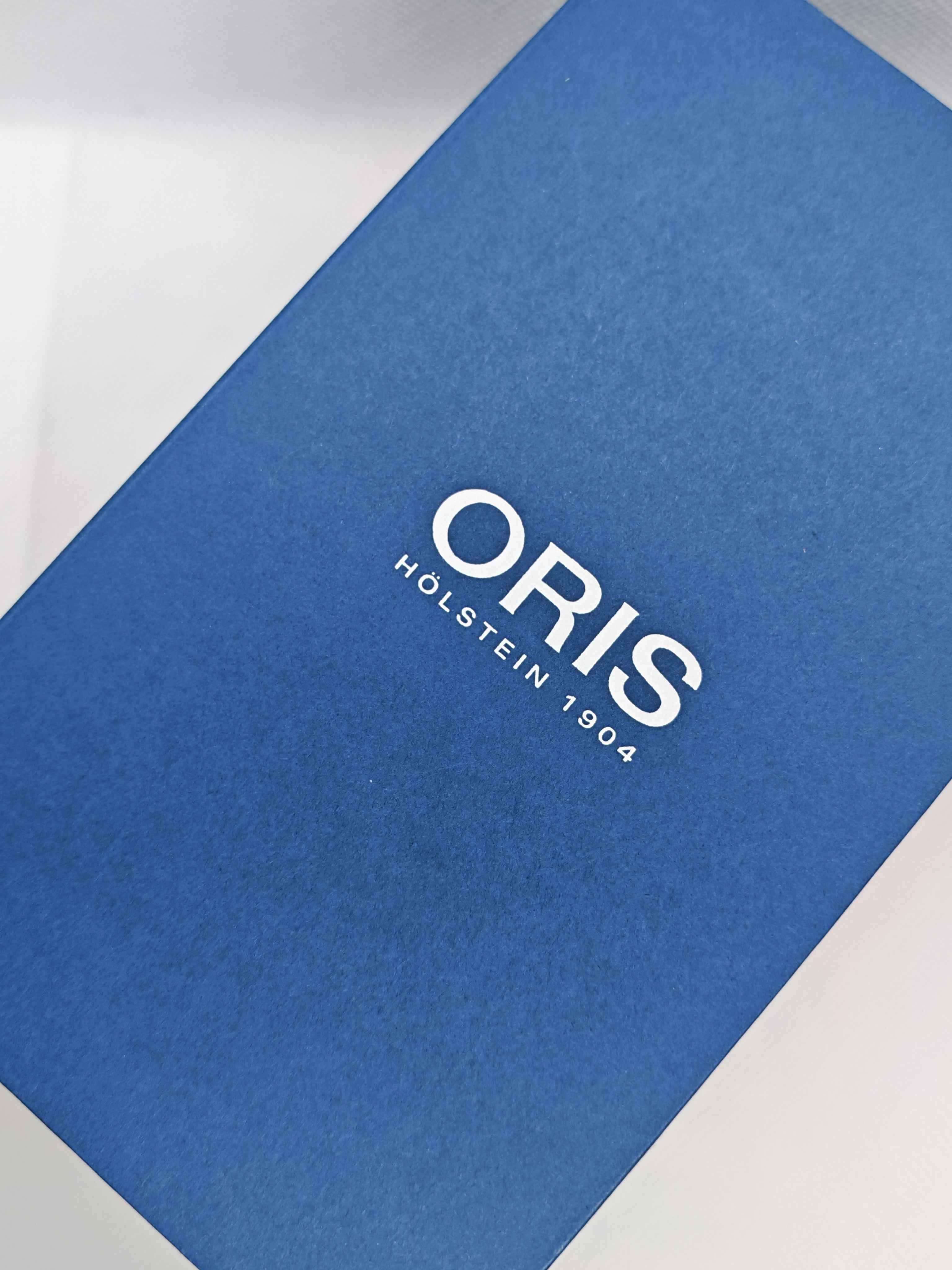 Oris Aquis Date Calibre 400 Uomo Swiss Made 41,5 mm Quadrante Blu Acciaio Cinturino Caucciù Blu Vetro Zaffiro Antiriflesso Automatico Calibro 400 Data Riserva 120 Ore Diver 300m Ref. 01 400 7769 4125-07 4 22 75FC Full Set