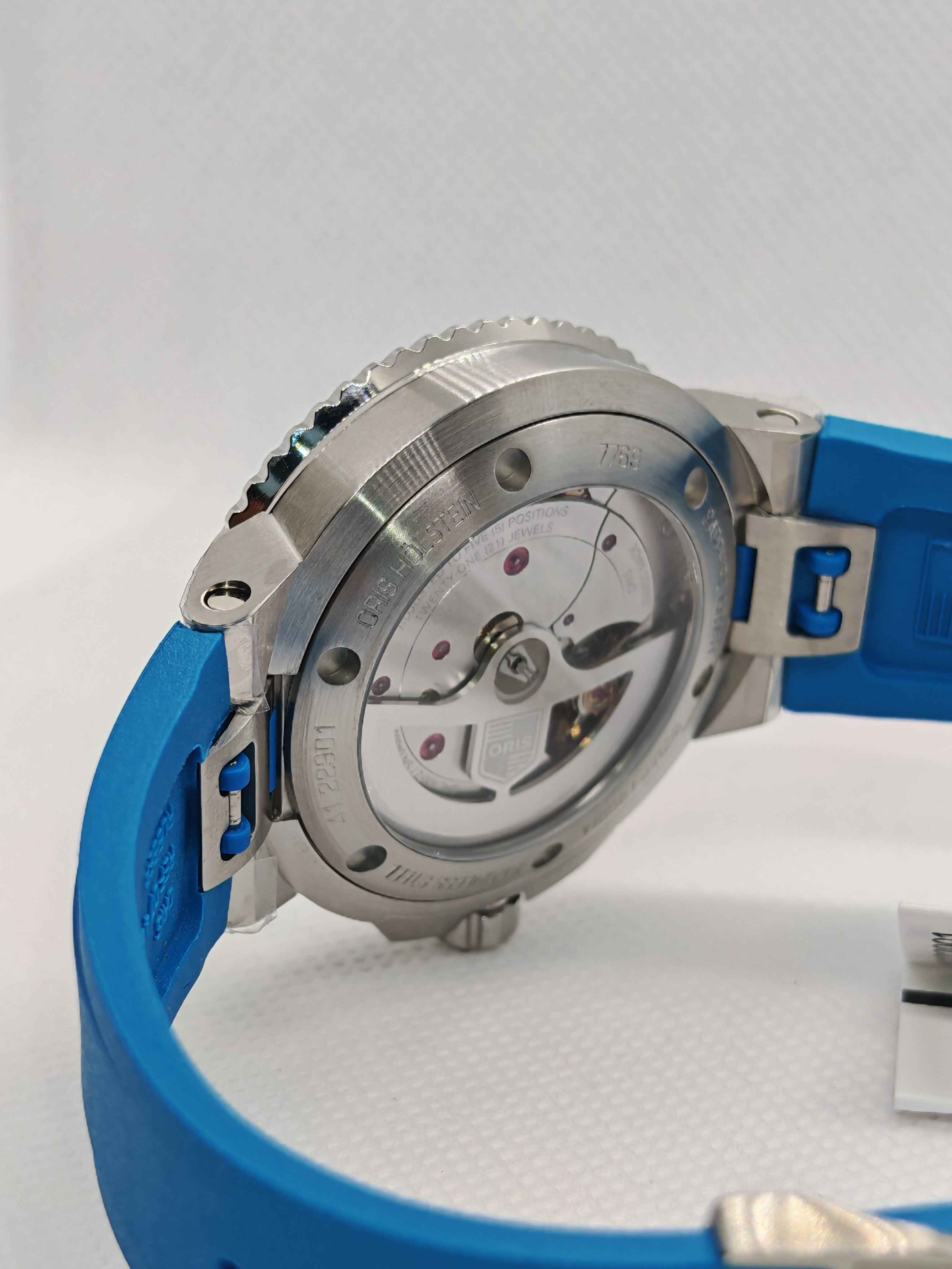 Oris Aquis Date Calibre 400 Uomo Swiss Made 41,5 mm Quadrante Blu Acciaio Cinturino Caucciù Blu Vetro Zaffiro Antiriflesso Automatico Calibro 400 Data Riserva 120 Ore Diver 300m Ref. 01 400 7769 4125-07 4 22 75FC Full Set