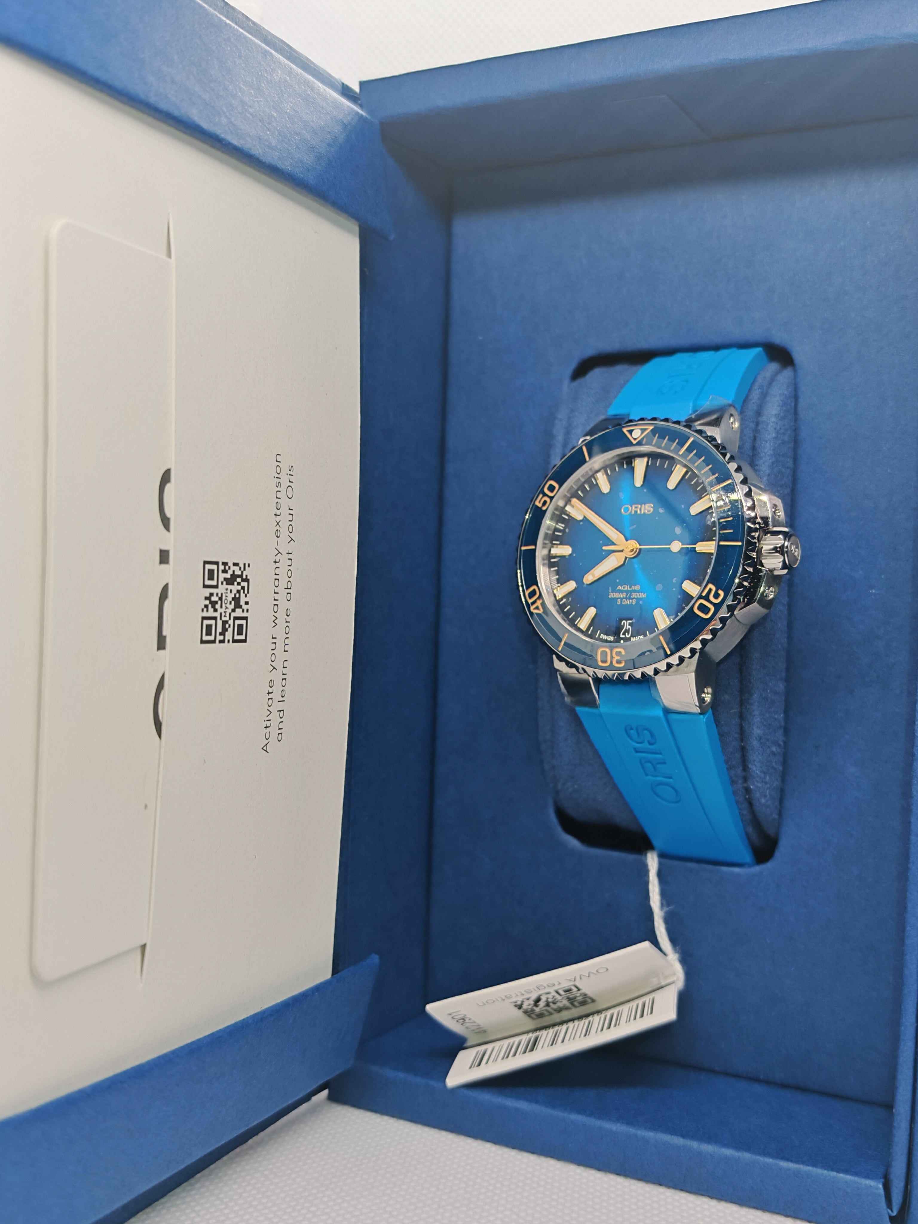 Oris Aquis Date Calibre 400 Uomo Swiss Made 41,5 mm Quadrante Blu Acciaio Cinturino Caucciù Blu Vetro Zaffiro Antiriflesso Automatico Calibro 400 Data Riserva 120 Ore Diver 300m Ref. 01 400 7769 4125-07 4 22 75FC Full Set