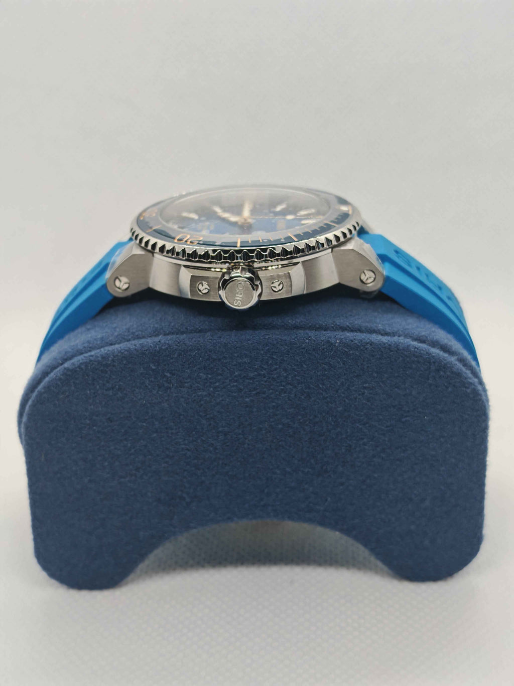Oris Aquis Date Calibre 400 Uomo Swiss Made 41,5 mm Quadrante Blu Acciaio Cinturino Caucciù Blu Vetro Zaffiro Antiriflesso Automatico Calibro 400 Data Riserva 120 Ore Diver 300m Ref. 01 400 7769 4125-07 4 22 75FC Full Set