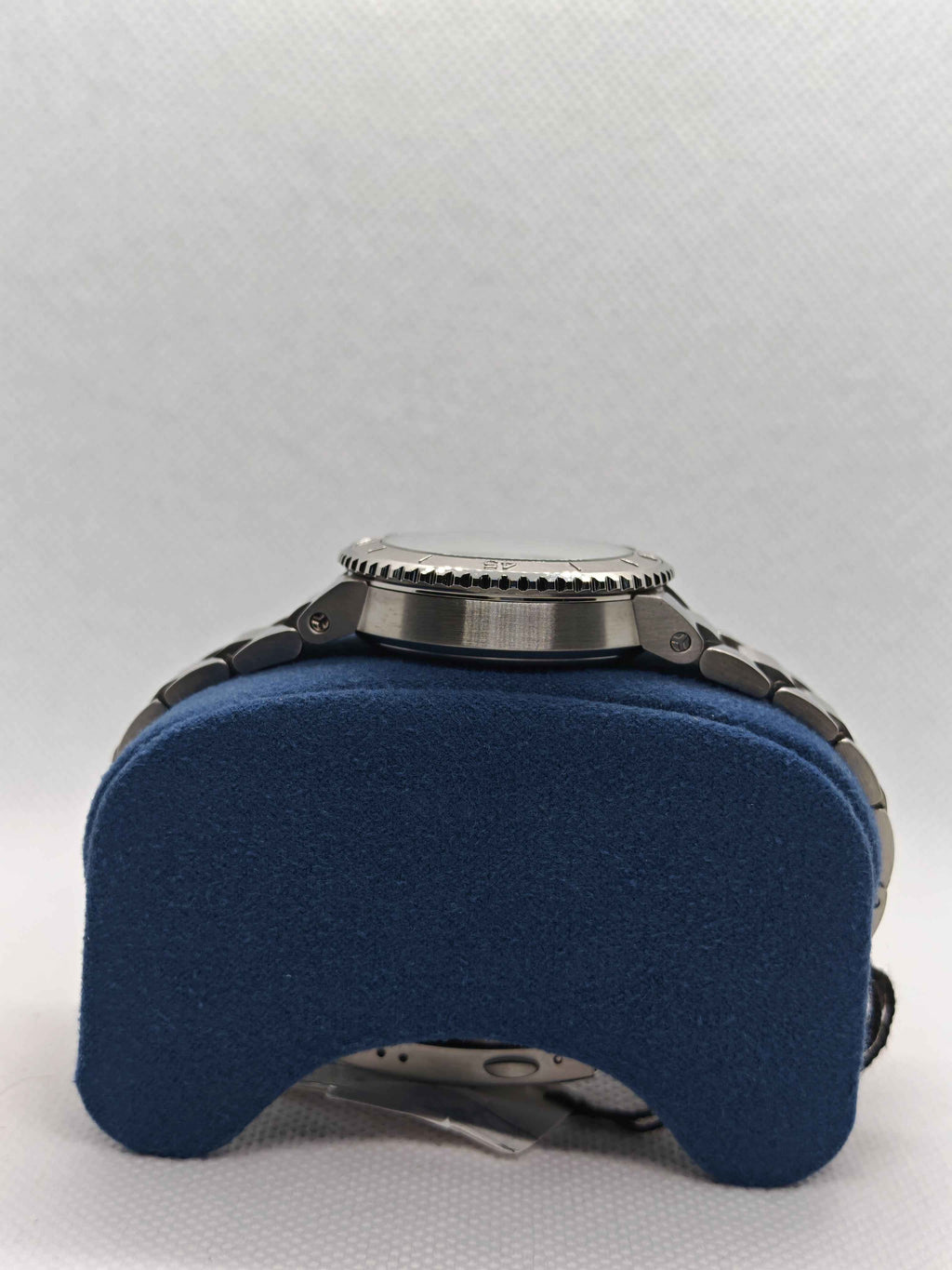 Oris Aquis Date X Bracenet Uomo Unisex Swiss Made 36,5 mm Quadrante Verde Riciclato Acciaio Bracciale Acciaio Vetro Zaffiro Antiriflesso Automatico Calibro 733-1 Data Riserva 41 Ore Diver 300m Ref. 01 733 7770 4137-07 8 18 05P Full Set