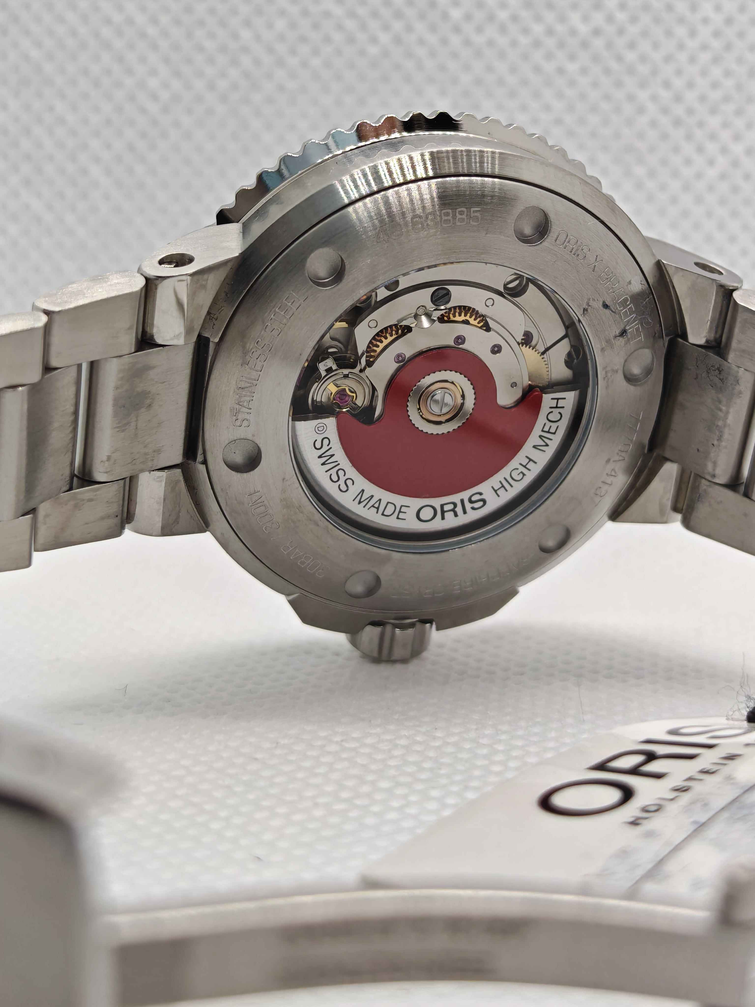 Oris Aquis Date X Bracenet Uomo Unisex Swiss Made 36,5 mm Quadrante Verde Riciclato Acciaio Bracciale Acciaio Vetro Zaffiro Antiriflesso Automatico Calibro 733-1 Data Riserva 41 Ore Diver 300m Ref. 01 733 7770 4137-07 8 18 05P Full Set
