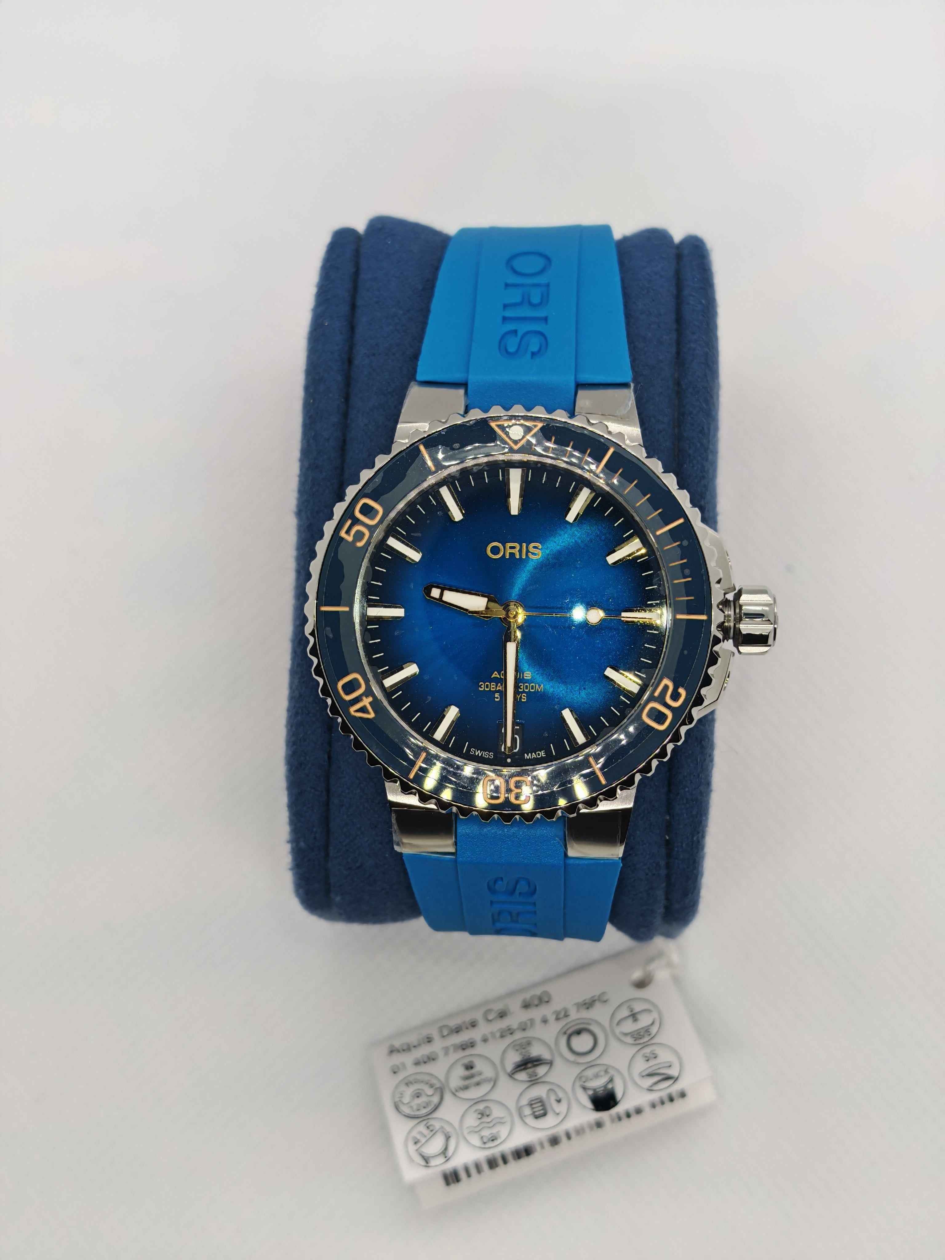 Oris Aquis Date Calibre 400 Uomo Swiss Made 41,5 mm Quadrante Blu Acciaio Cinturino Caucciù Blu Vetro Zaffiro Antiriflesso Automatico Calibro 400 Data Riserva 120 Ore Diver 300m Ref. 01 400 7769 4125-07 4 22 75FC Full Set