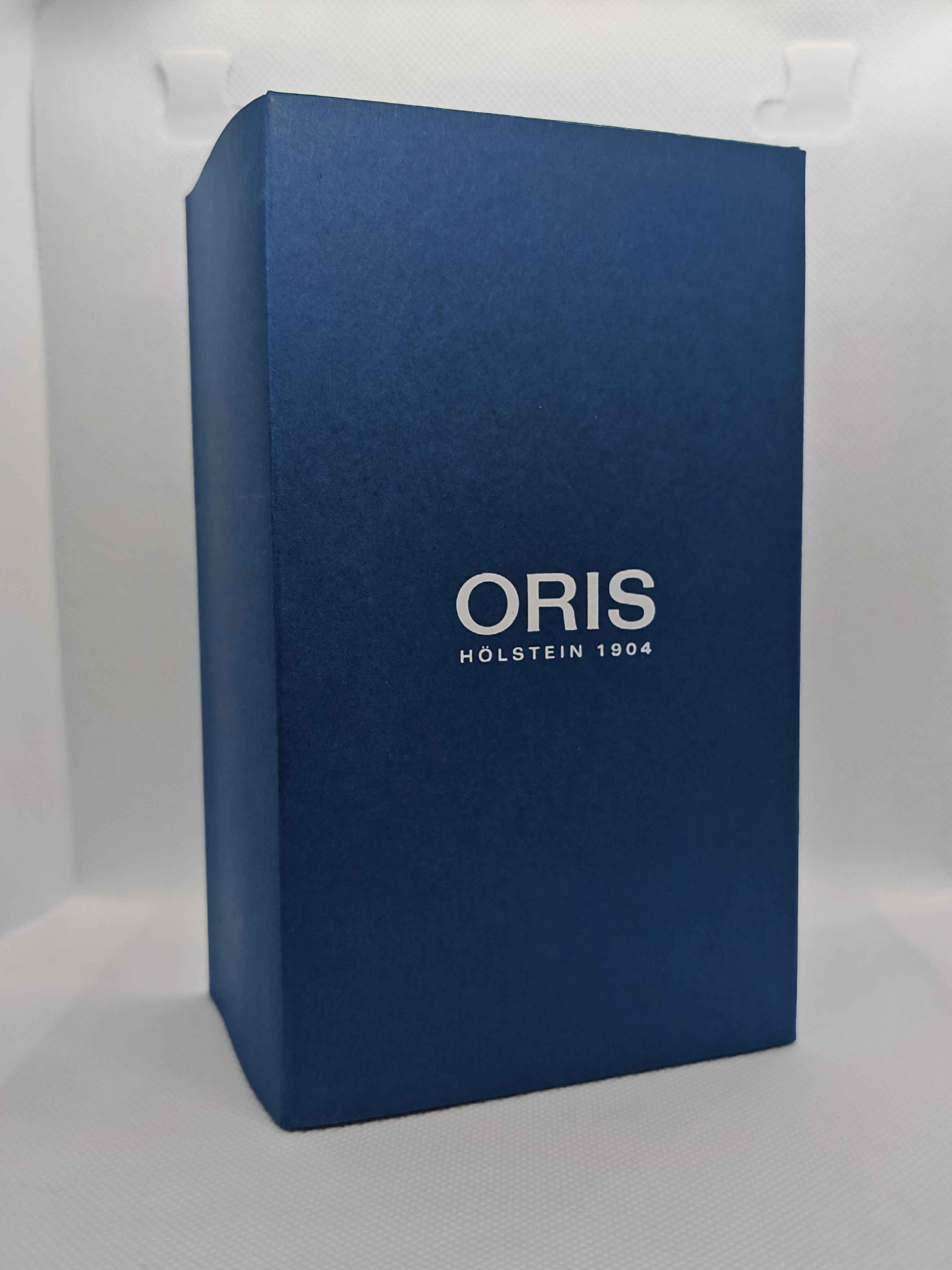 Oris Divers Sixty-Five Cotton Candy Uomo Unisex Swiss Made 38 mm Quadrante Blu Cassa Acciaio Bracciale Acciaio Vetro Zaffiro Antiriflesso Automatico Calibro 733-1 Data Riserva 41 Ore Diver 100m Ref. 01 733 7771 4055-07 8 19 18 Full Set
